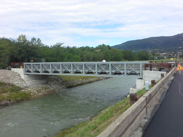 Ponte-lambrone.jpg